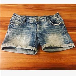 Decree Jean Shorts